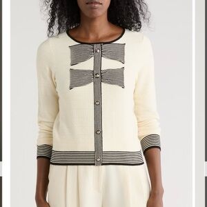Adrianna Papell Contrast Tipped Bow Sweater in Cream / Black Size S